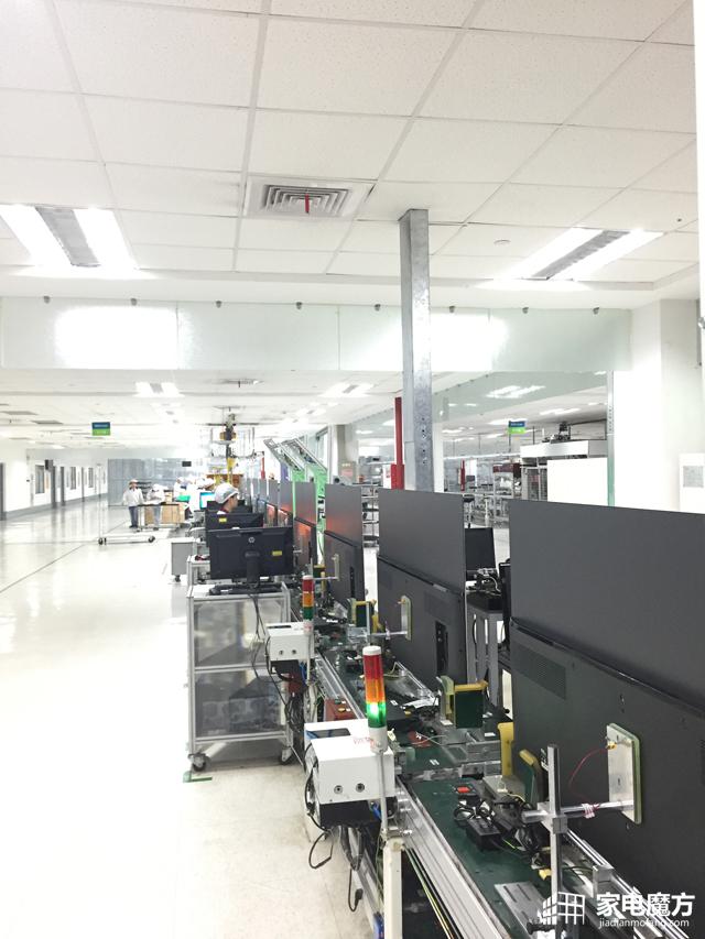 超薄的最终奥义！探访微鲸电视“醉薄”生产线